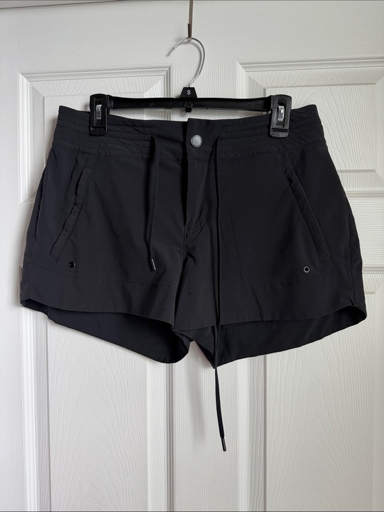 Athleta Pants - Athleta Black Performance Drawstring Shorts